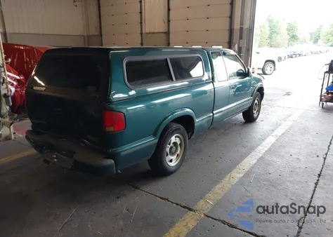 1998 GMC Sonoma Sls Sportside from USA, damaged, VIN 1GTCS19X7W8500972